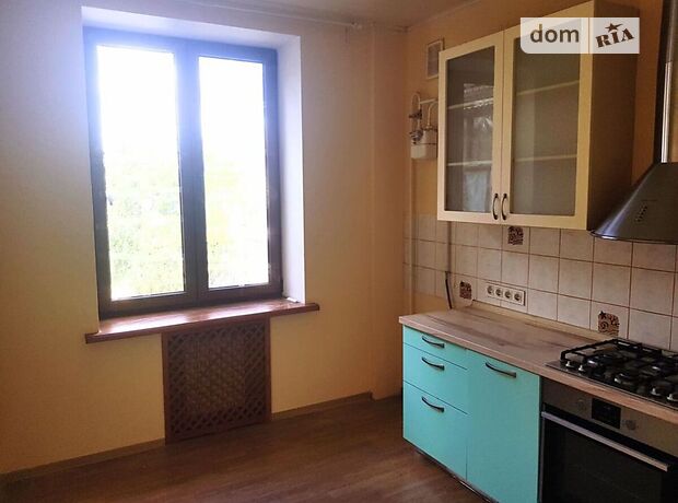 Продажа трехкомнатной квартиры в Запорожье, на Соборный пр. 196, район Вознесеновский (Орджоникидзевский) фото 1 Продажа трехкомнатной квартиры в Запорожье, на Соборный пр. 196, район Вознесеновский (Орджоникидзевский) фото 1