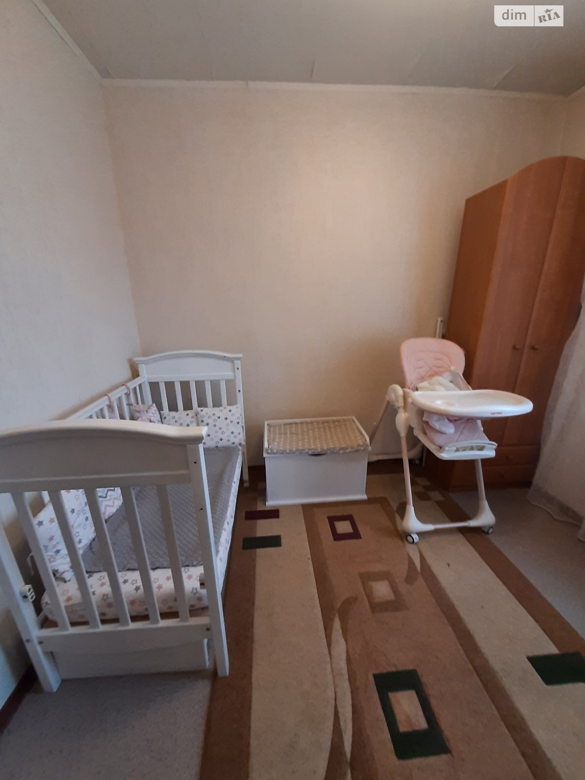 Продажа трехкомнатной квартиры в Запорожье, на ул. Владимира Украинца, район Южный (Пески) фото 1 Продажа трехкомнатной квартиры в Запорожье, на ул. Владимира Украинца, район Южный (Пески) фото 1