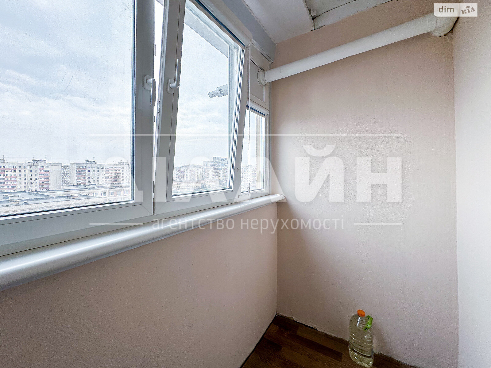 Продажа двухкомнатной квартиры в Запорожье, на ул. Владимира Украинца, район Южный (Пески) фото 1