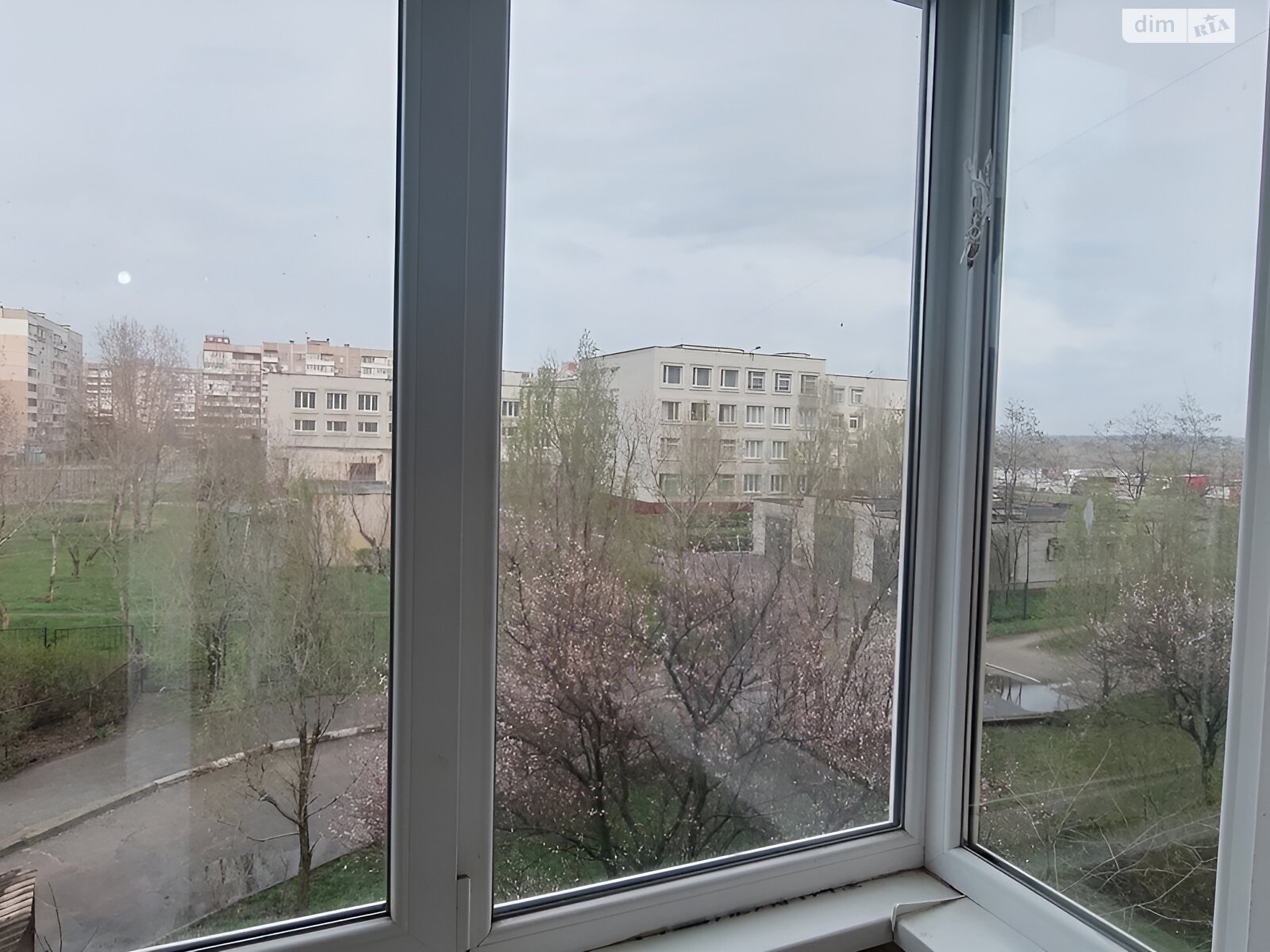 Продажа однокомнатной квартиры в Запорожье, на ул. Владимира Украинца 44, район Южный (Пески) фото 1 Продажа однокомнатной квартиры в Запорожье, на ул. Владимира Украинца 44, район Южный (Пески) фото 1