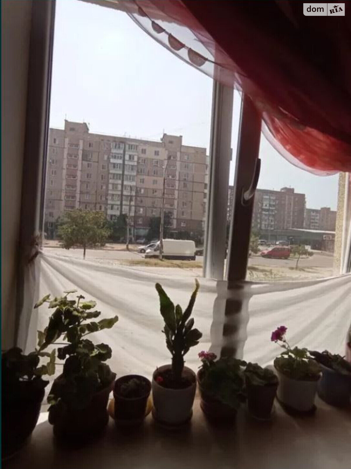 Продажа двухкомнатной квартиры в Запорожье, на ул. Водограйна, район Южный (Пески) фото 1