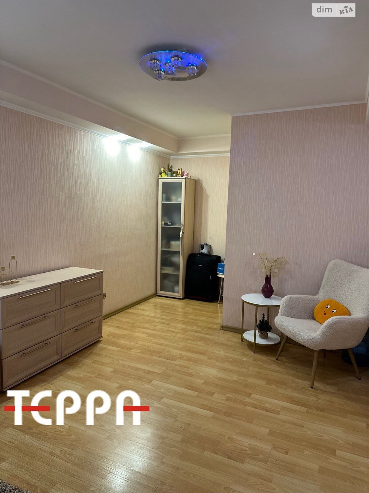 Продажа трехкомнатной квартиры в Запорожье, на ул. Запорожская 9, фото 1
