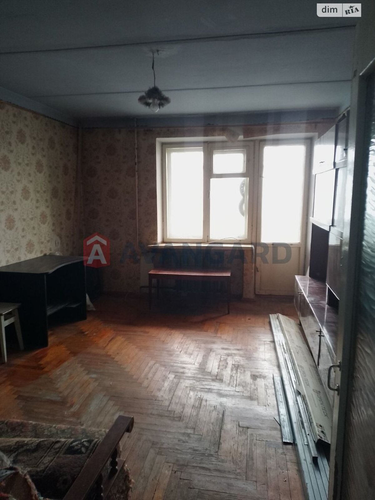 Продажа трехкомнатной квартиры в Запорожье, на ул. Орджоникидзе, район Заводской фото 1