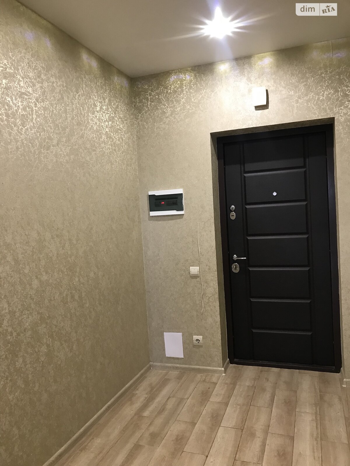 Продажа двухкомнатной квартиры в Зарванцах, на ул. Одесская 3/11, фото 1 Продажа двухкомнатной квартиры в Зарванцах, на ул. Одесская 3/11, фото 1
