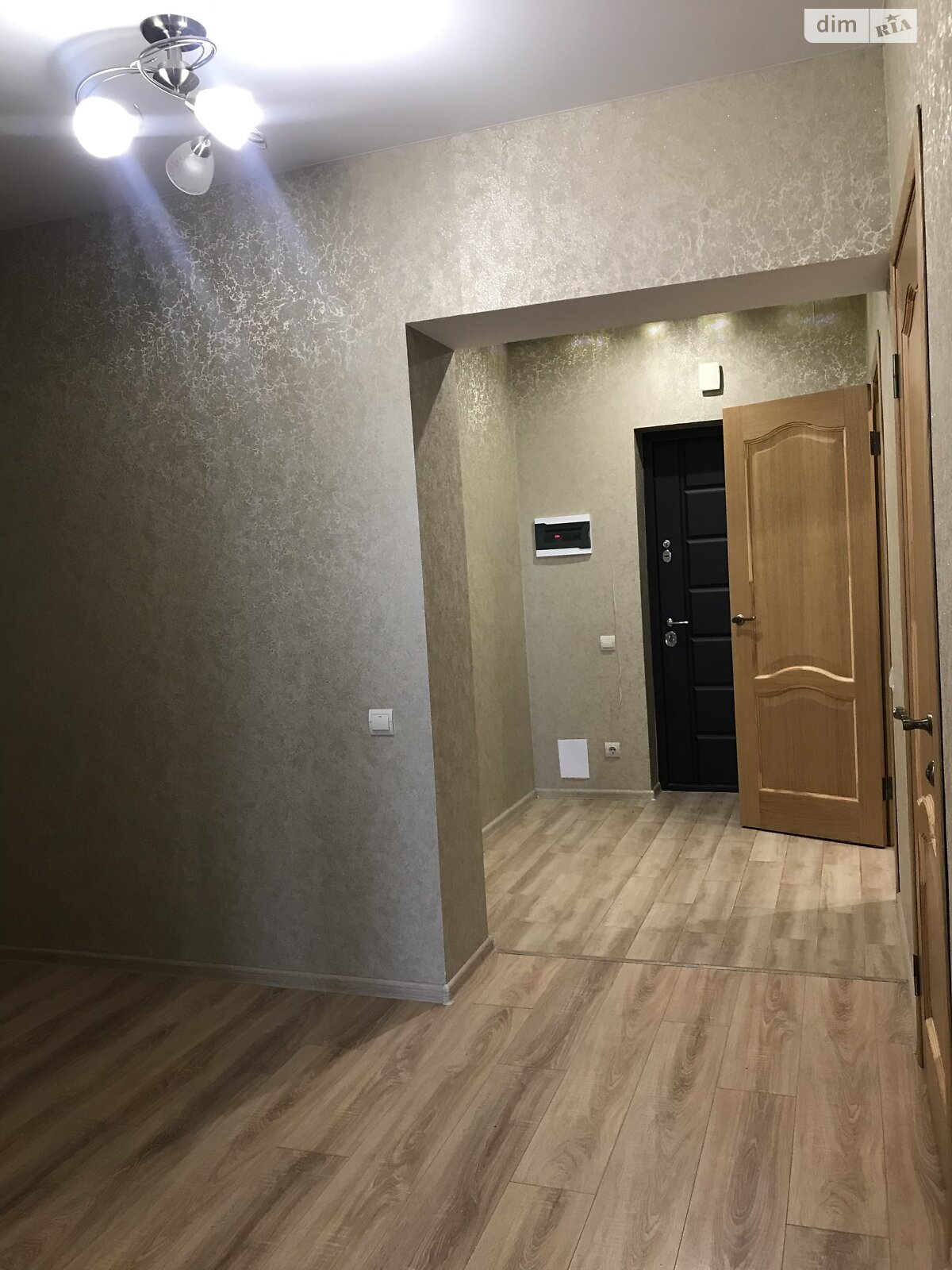 Продажа двухкомнатной квартиры в Зарванцах, на ул. Одесская 3/11, фото 1 Продажа двухкомнатной квартиры в Зарванцах, на ул. Одесская 3/11, фото 1