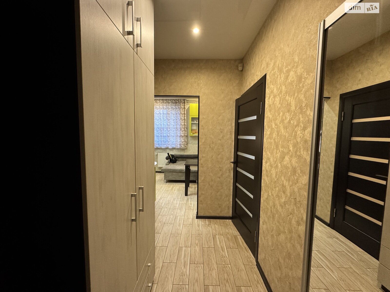 Продажа однокомнатной квартиры в Зарванцах, на ул. Одесская 3 корпус 1, кв. 16, фото 1 Продажа однокомнатной квартиры в Зарванцах, на ул. Одесская 3 корпус 1, кв. 16, фото 1