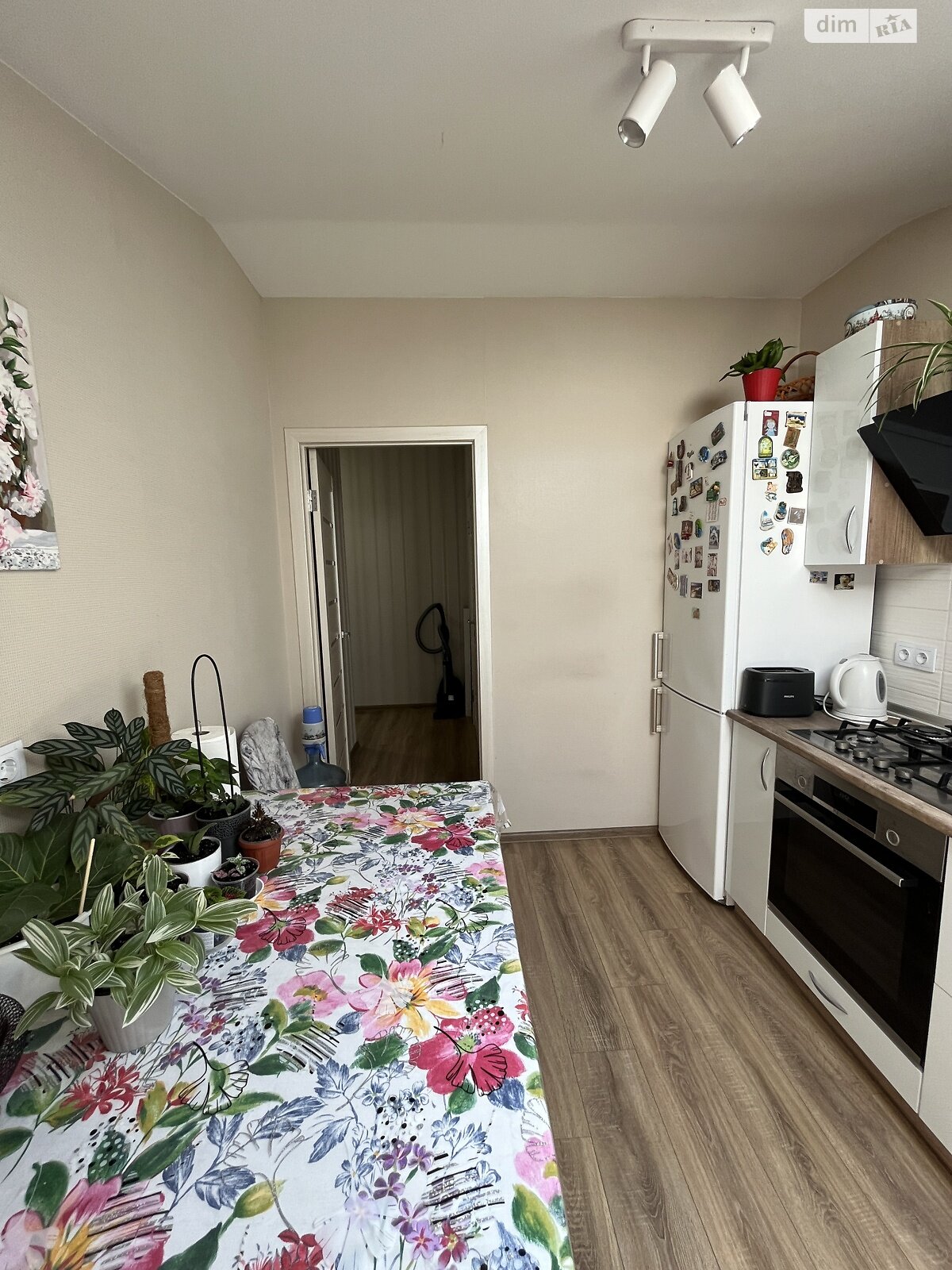 Продажа однокомнатной квартиры в Зарванцах, на ул. Одесская 3 корпус 4, фото 1 Продажа однокомнатной квартиры в Зарванцах, на ул. Одесская 3 корпус 4, фото 1