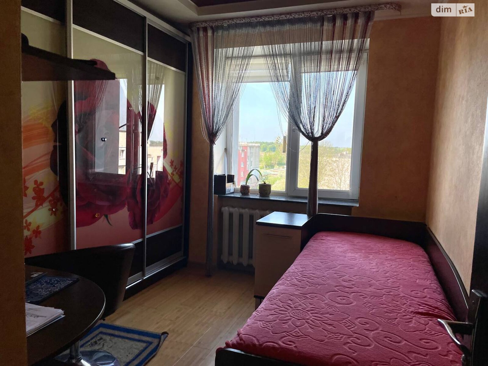 Продаж чотирикімнатної квартири в Зорі, на вул. 1 травня 52, фото 1 Продаж чотирикімнатної квартири в Зорі, на вул. 1 травня 52, фото 1