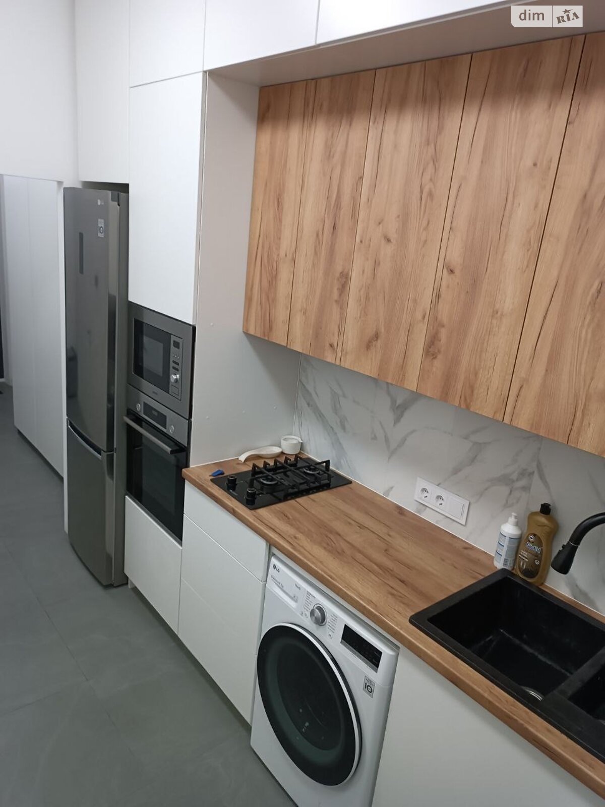 Продаж однокімнатної квартири в Зазим'ї, на вул. Придорожна 9Б, фото 1 Продаж однокімнатної квартири в Зазим'ї, на вул. Придорожна 9Б, фото 1