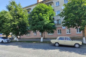 Продаж двокімнатної квартири в Зборові, на вул. Богдана Хмельницького, фото 2