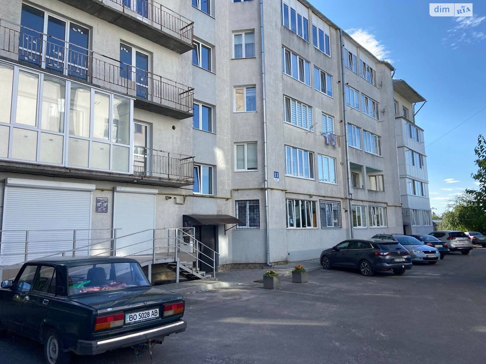 Продаж трикімнатної квартири в Зборові, на вул. Миру, фото 1