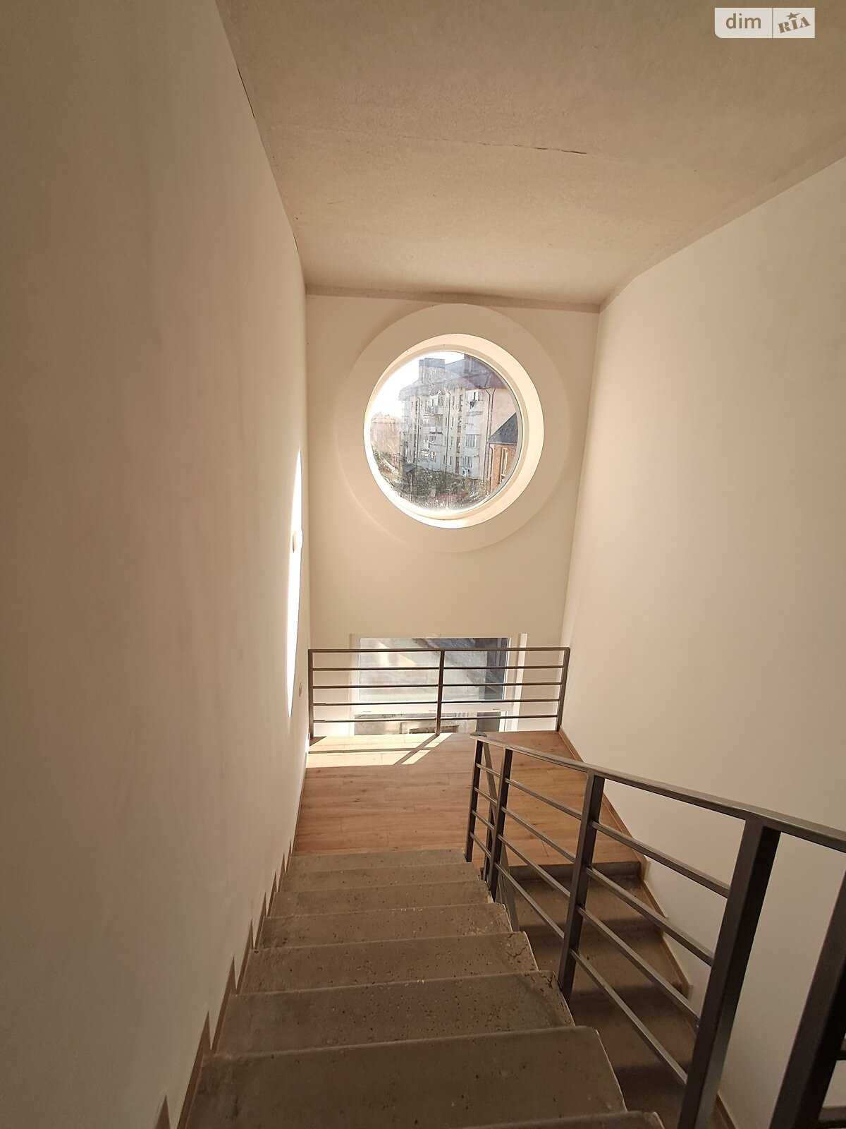 Продажа двухкомнатной квартиры в Зборове, на ул. Богдана Хмельницкого, район Зборов фото 1 Продажа двухкомнатной квартиры в Зборове, на ул. Богдана Хмельницкого, район Зборов фото 1