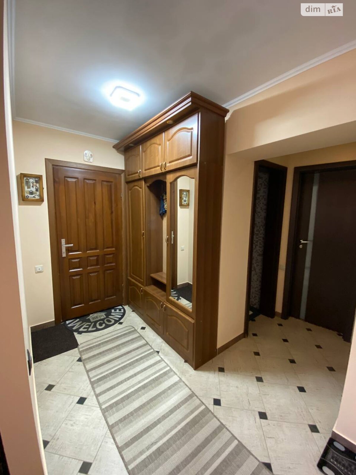 Продаж трикімнатної квартири в Зборові, на вул. Гоголя, район Зборів фото 1 Продаж трикімнатної квартири в Зборові, на вул. Гоголя, район Зборів фото 1