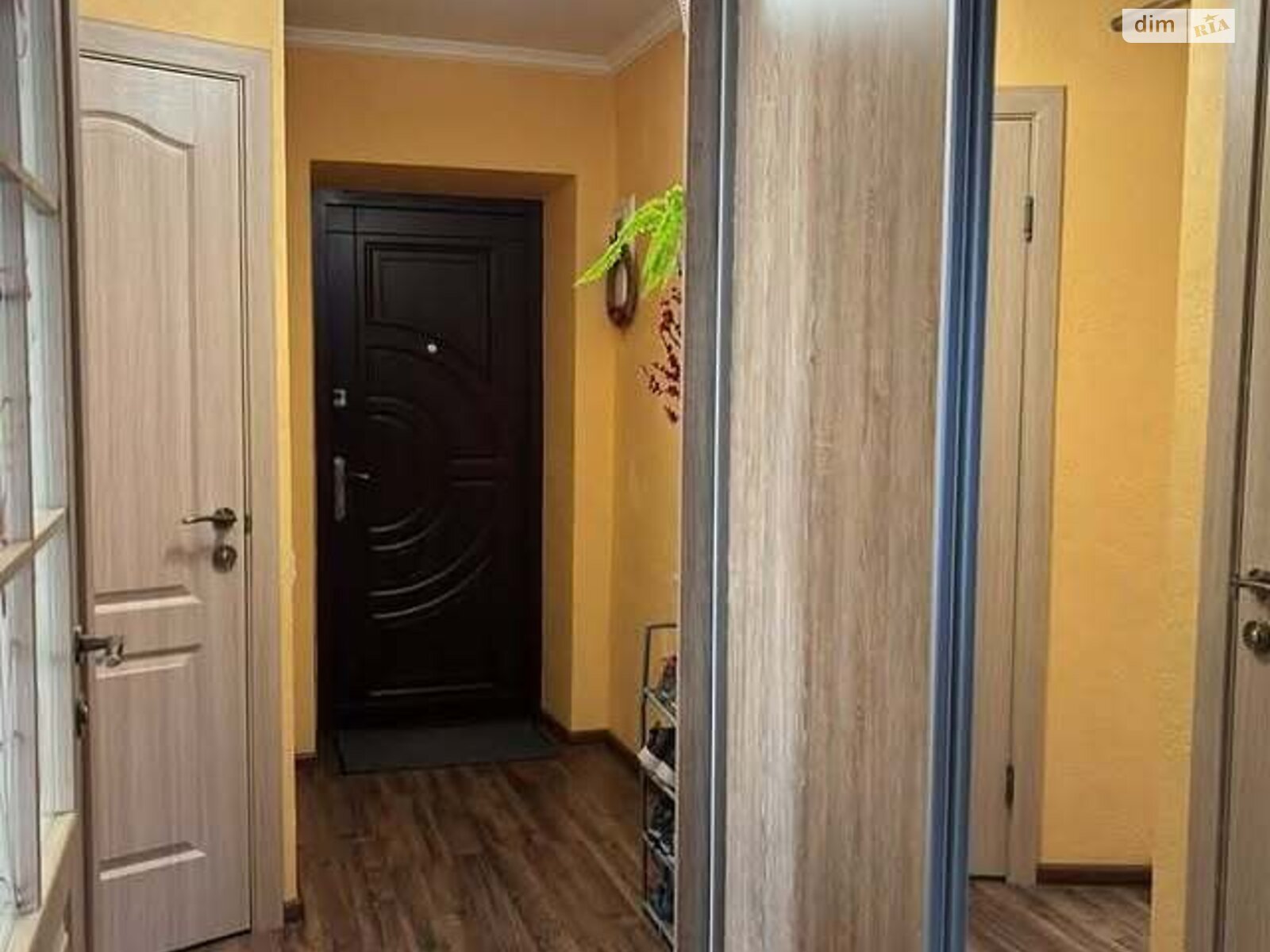 Продажа двухкомнатной квартиры в Здолбунове, на ул. Школьная 25, фото 1 Продажа двухкомнатной квартиры в Здолбунове, на ул. Школьная 25, фото 1