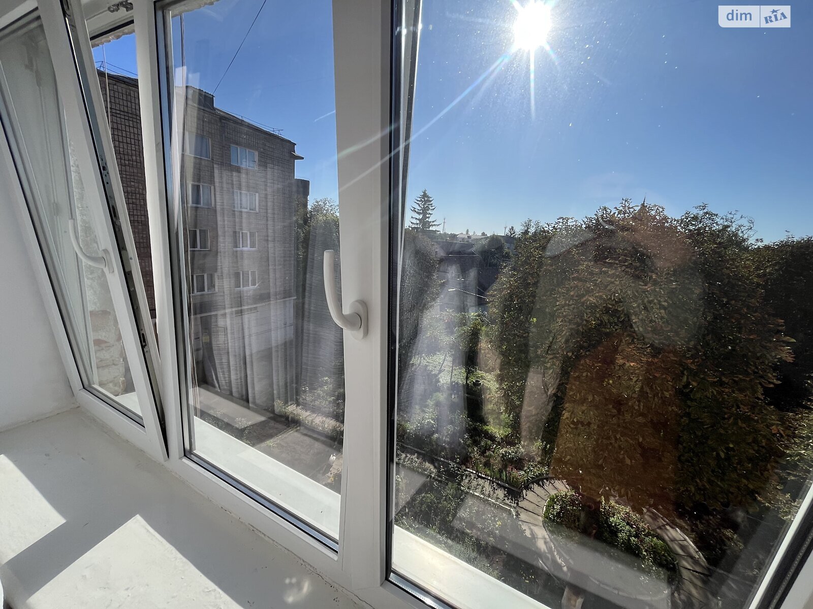 Продажа трехкомнатной квартиры в Здолбунове, на ул. Независимости 36, район Центр фото 1