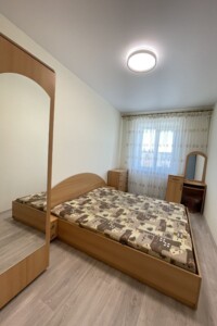 Продажа трехкомнатной квартиры в Здолбунове, на ул. Школьная, район Центр фото 2