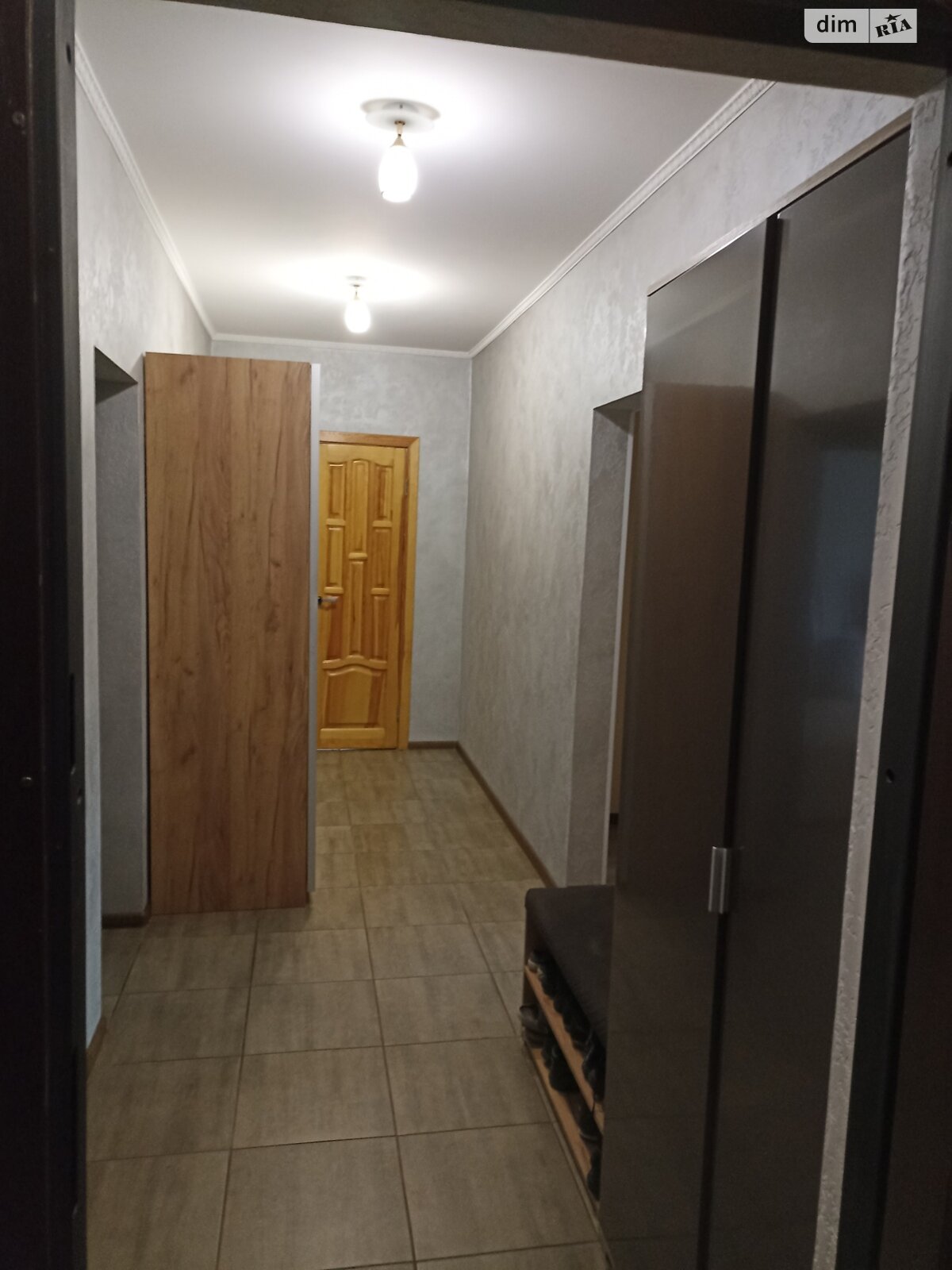 Продажа трехкомнатной квартиры в Згуровке, на пл. Ивана Кирия, кв. 13, фото 1