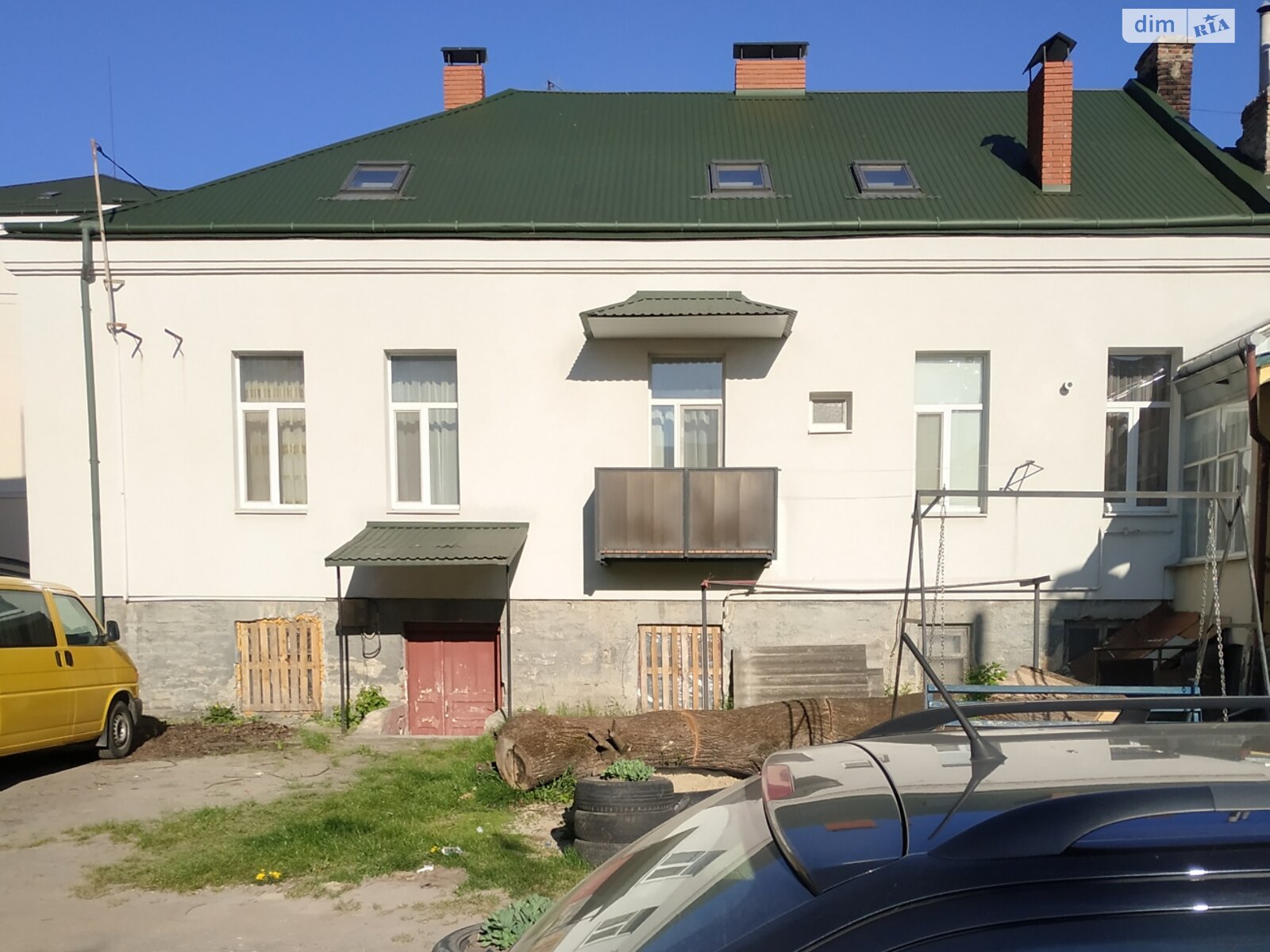 Продажа пятикомнатной квартиры в Золочеве, на ул. Василия Кука 9, район Золочев фото 1