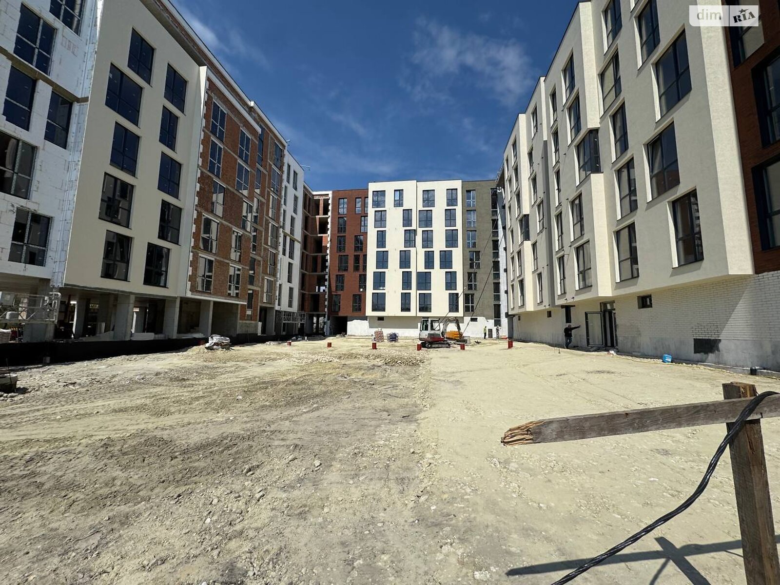 Продажа трехкомнатной квартиры в Зубре, на ул. Лесная 51А, фото 1 Продажа трехкомнатной квартиры в Зубре, на ул. Лесная 51А, фото 1