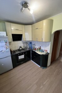 Продаж двокімнатної квартири в Звягелі, на вул. Шевченка 68, фото 2