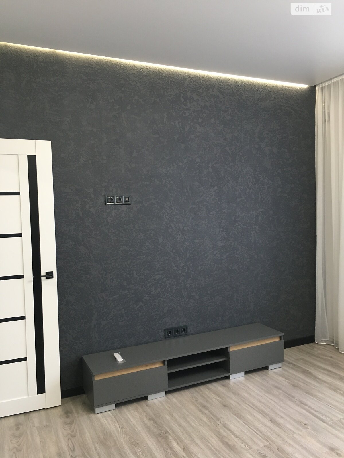 Продаж трикімнатної квартири в Звягелі, на вул. Військової доблесті (Леваневського), фото 1 Продаж трикімнатної квартири в Звягелі, на вул. Військової доблесті (Леваневського), фото 1