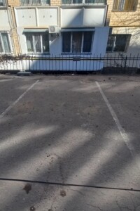 Место на стоянке под легковое авто в Одессе, площадь 20 кв.м. фото 2