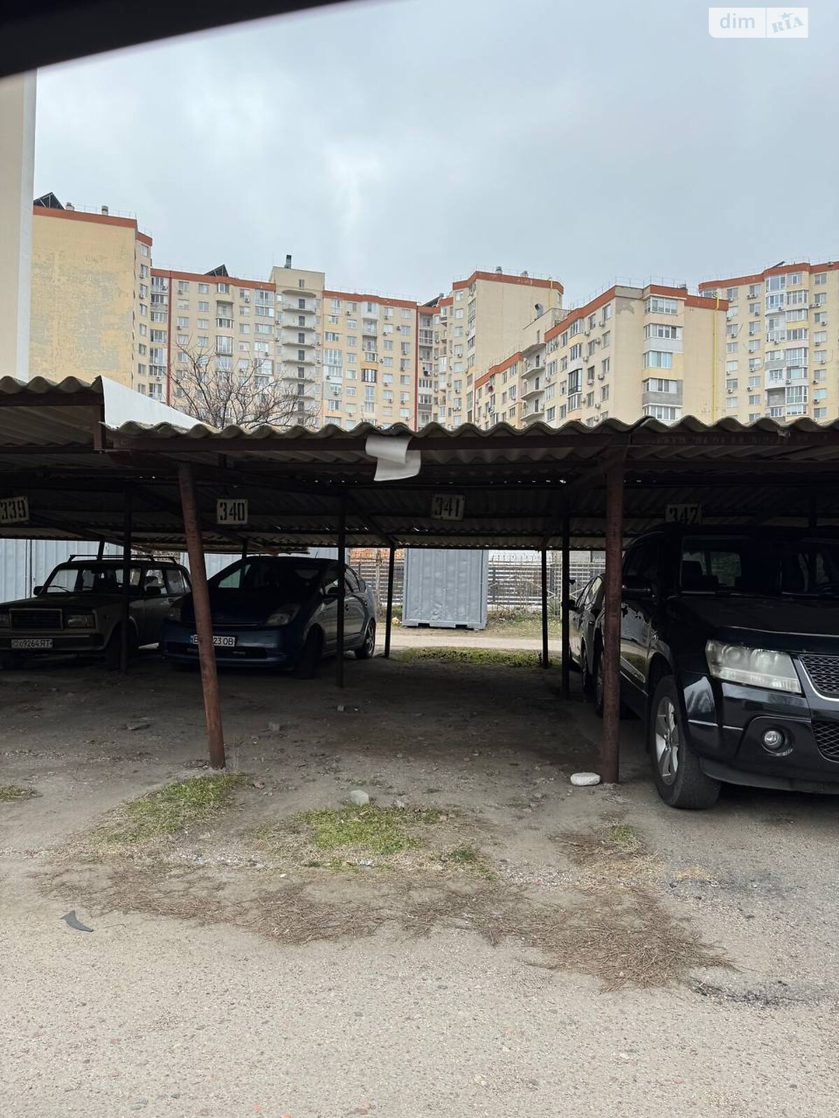 Место на стоянке под бус в Одессе, площадь 20 кв.м. фото 1 Место на стоянке под бус в Одессе, площадь 20 кв.м. фото 1