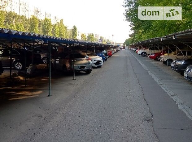 Место на стоянке под легковое авто в Одессе, площадь 12 кв.м. фото 1 Место на стоянке под легковое авто в Одессе, площадь 12 кв.м. фото 1