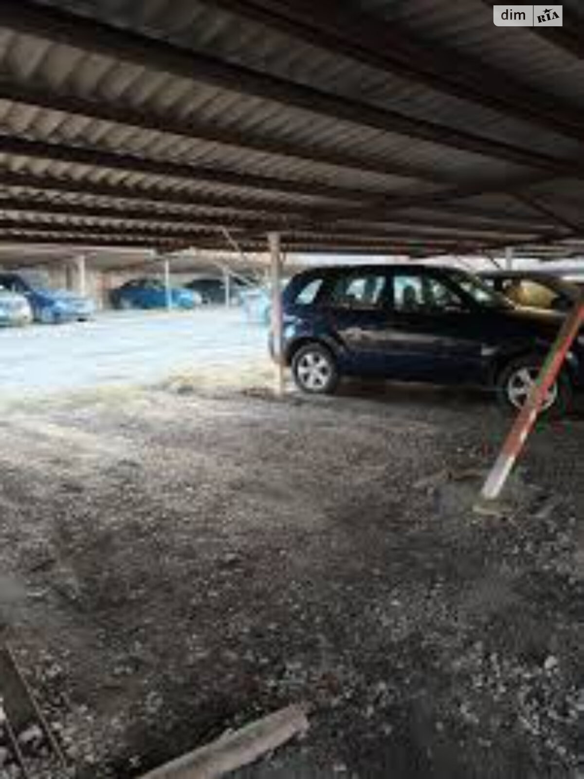 Место на стоянке под легковое авто в Сумах, площадь 6 кв.м. фото 1