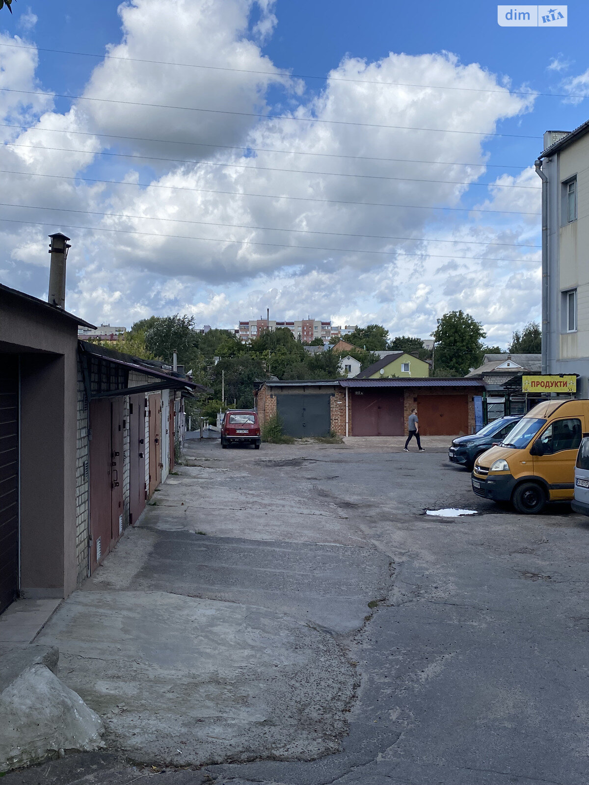 Место в гаражном кооперативе под легковое авто в Чернигове, площадь 22 кв.м. фото 1 Место в гаражном кооперативе под легковое авто в Чернигове, площадь 22 кв.м. фото 1