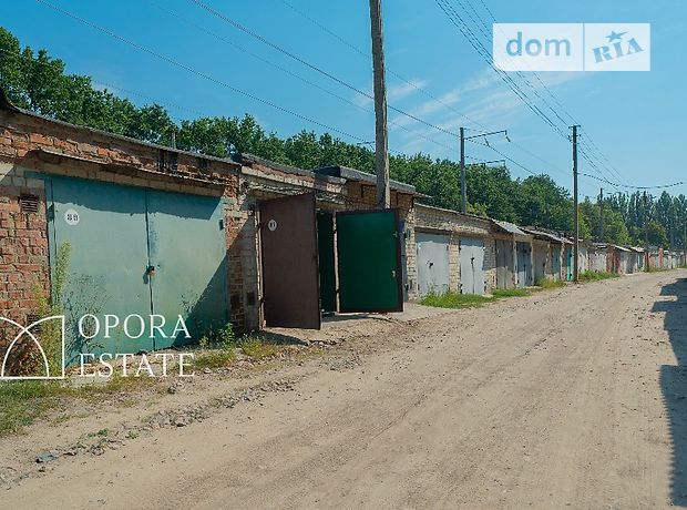 Место в гаражном кооперативе под легковое авто в Чернигове, площадь 24 кв.м. фото 1 Место в гаражном кооперативе под легковое авто в Чернигове, площадь 24 кв.м. фото 1