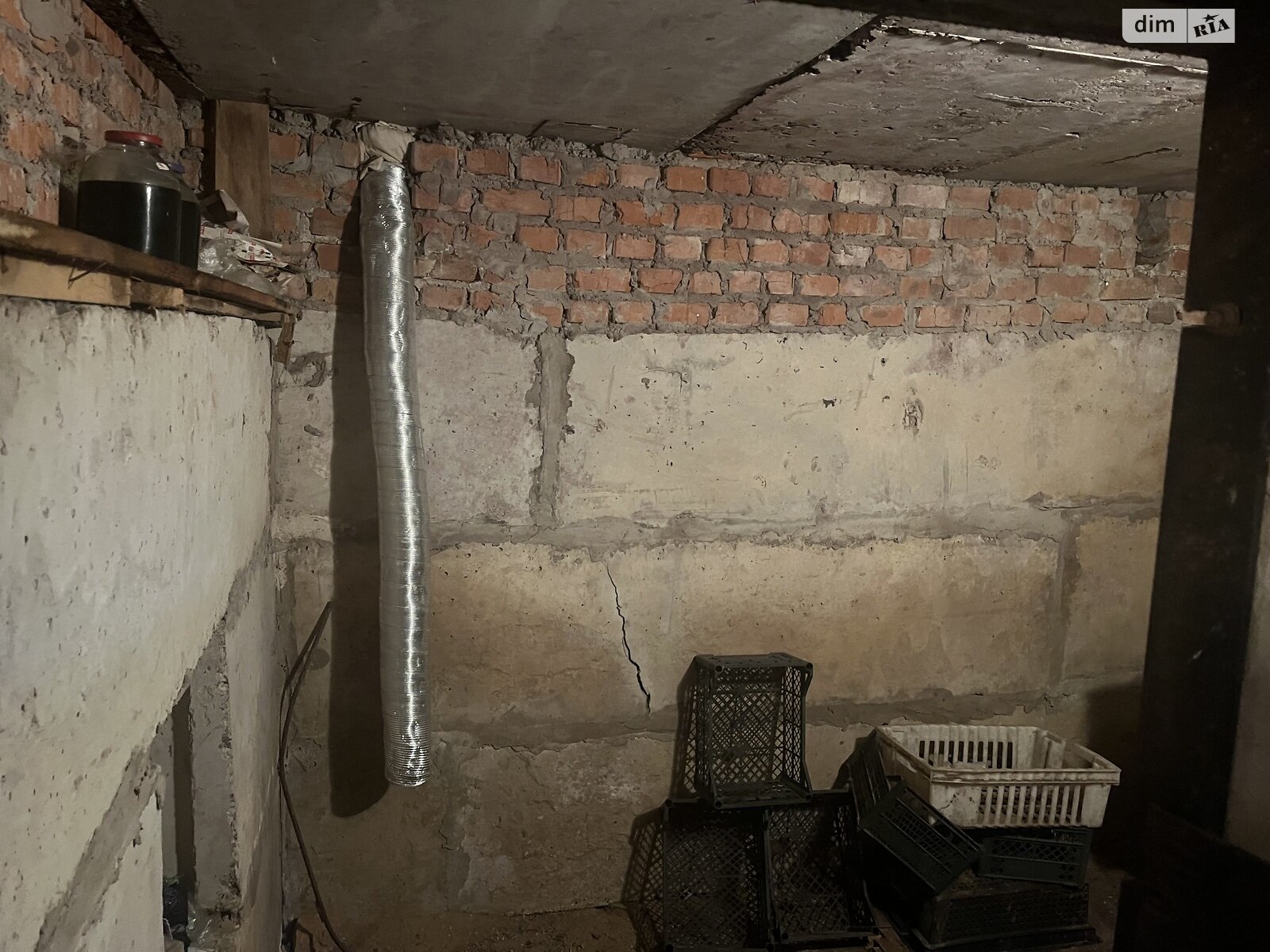 Місце в гаражному кооперативі під легкове авто в Чернігові, площа 24 кв.м. фото 1 Місце в гаражному кооперативі під легкове авто в Чернігові, площа 24 кв.м. фото 1