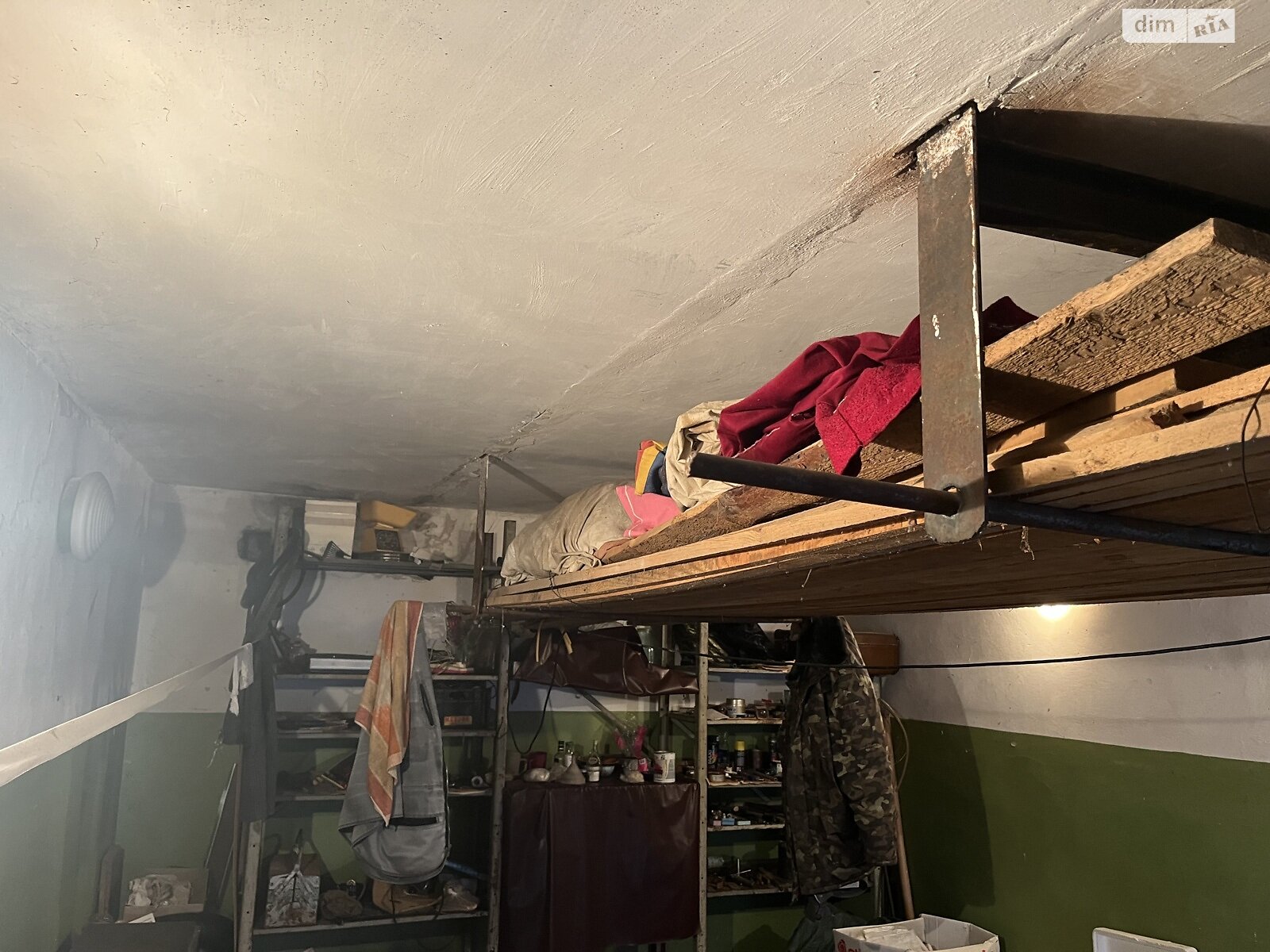 Місце в гаражному кооперативі під легкове авто в Чернігові, площа 24 кв.м. фото 1 Місце в гаражному кооперативі під легкове авто в Чернігові, площа 24 кв.м. фото 1