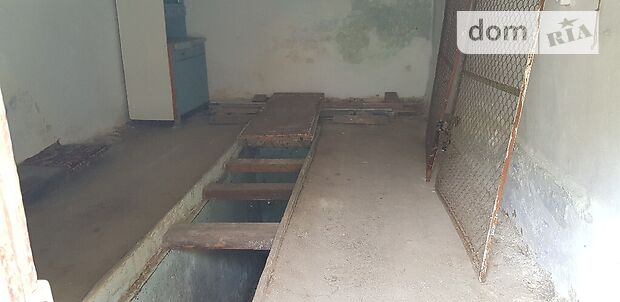 Место в гаражном кооперативе под легковое авто в Черткове, площадь 18 кв.м. фото 1 Место в гаражном кооперативе под легковое авто в Черткове, площадь 18 кв.м. фото 1