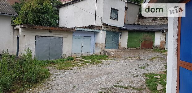 Место в гаражном кооперативе под легковое авто в Черткове, площадь 18 кв.м. фото 1 Место в гаражном кооперативе под легковое авто в Черткове, площадь 18 кв.м. фото 1