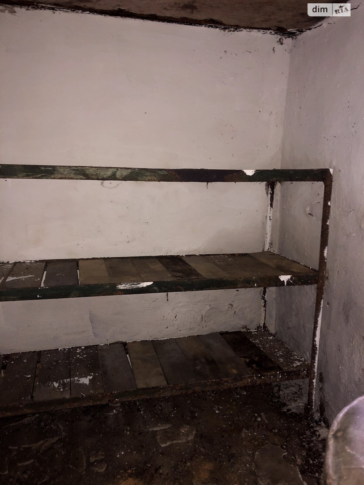 Місце в гаражному кооперативі під легкове авто в Дніпрі, площа 17 кв.м. фото 1 Місце в гаражному кооперативі під легкове авто в Дніпрі, площа 17 кв.м. фото 1