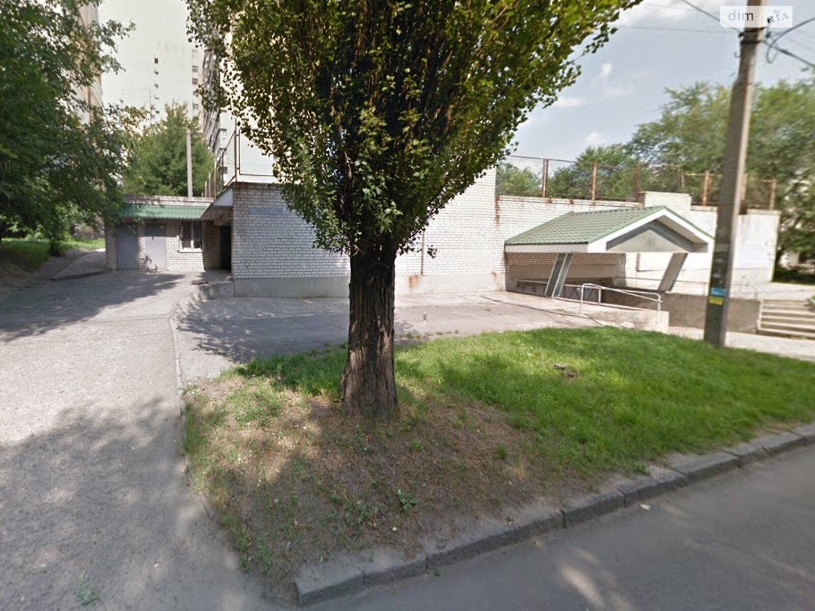 Место в гаражном кооперативе под легковое авто в Днепре, площадь 24.4 кв.м. фото 1 Место в гаражном кооперативе под легковое авто в Днепре, площадь 24.4 кв.м. фото 1