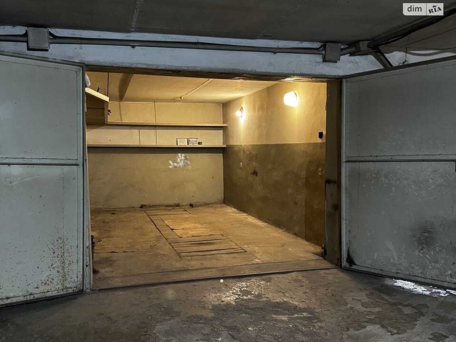 Место в гаражном кооперативе под легковое авто в Днепре, площадь 24.4 кв.м. фото 1 Место в гаражном кооперативе под легковое авто в Днепре, площадь 24.4 кв.м. фото 1