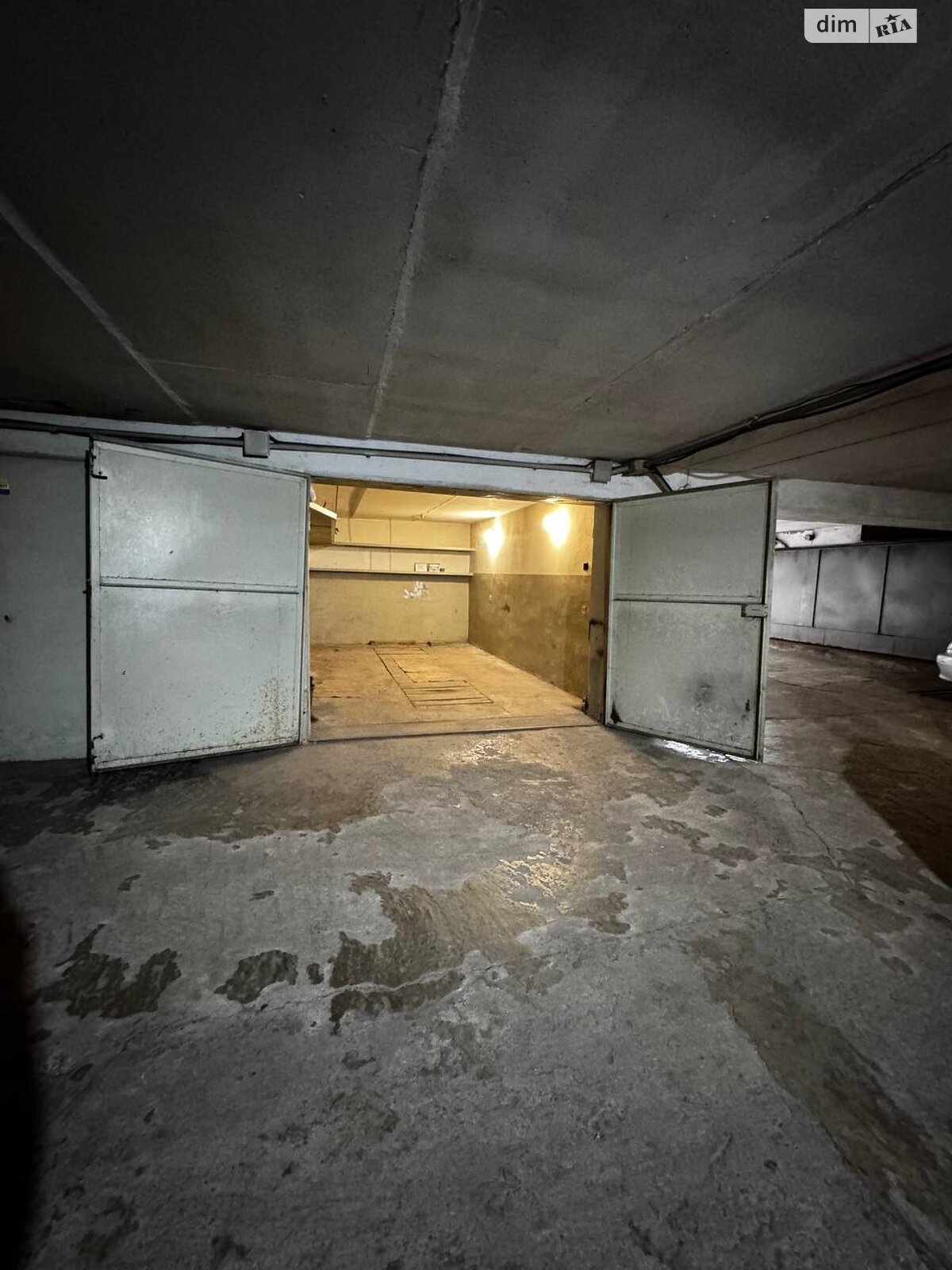 Место в гаражном кооперативе под легковое авто в Днепре, площадь 24.4 кв.м. фото 1 Место в гаражном кооперативе под легковое авто в Днепре, площадь 24.4 кв.м. фото 1