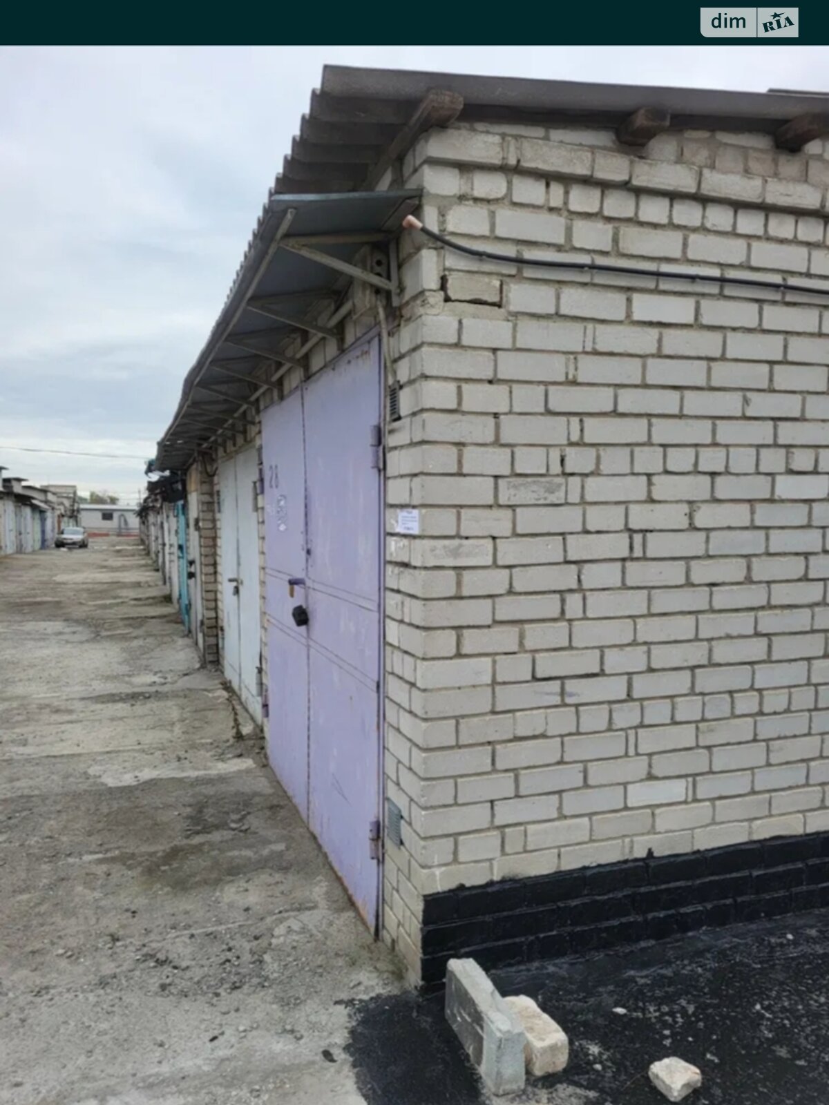 Место в гаражном кооперативе под легковое авто в Днепре, площадь 27 кв.м. фото 1