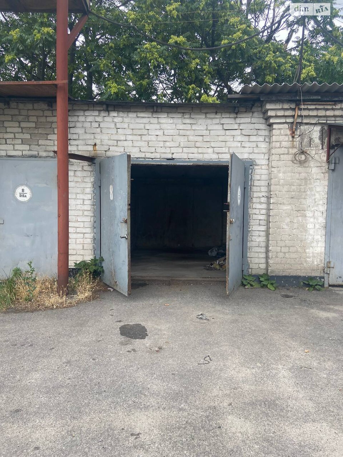 Место в гаражном кооперативе под легковое авто в Днепре, площадь 19 кв.м. фото 1 Место в гаражном кооперативе под легковое авто в Днепре, площадь 19 кв.м. фото 1