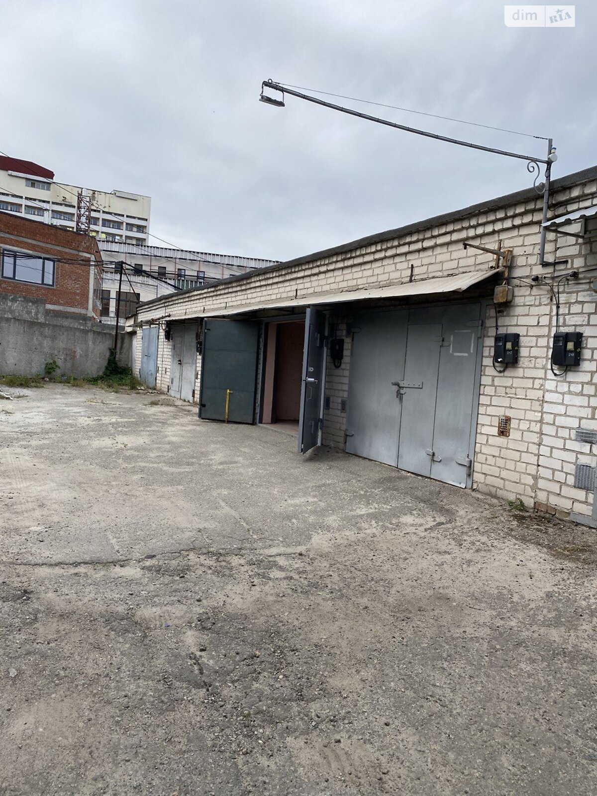 Место в гаражном кооперативе под легковое авто в Днепре, площадь 39.3 кв.м. фото 1 Место в гаражном кооперативе под легковое авто в Днепре, площадь 39.3 кв.м. фото 1