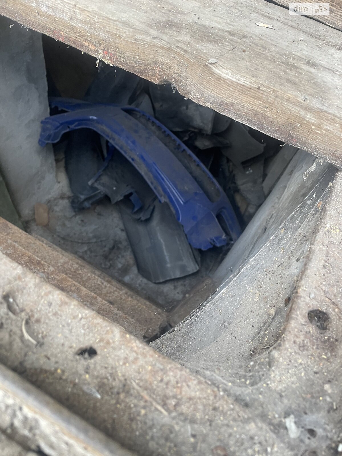 Місце в гаражному кооперативі під легкове авто в Дніпрі, площа 18 кв.м. фото 1 Місце в гаражному кооперативі під легкове авто в Дніпрі, площа 18 кв.м. фото 1