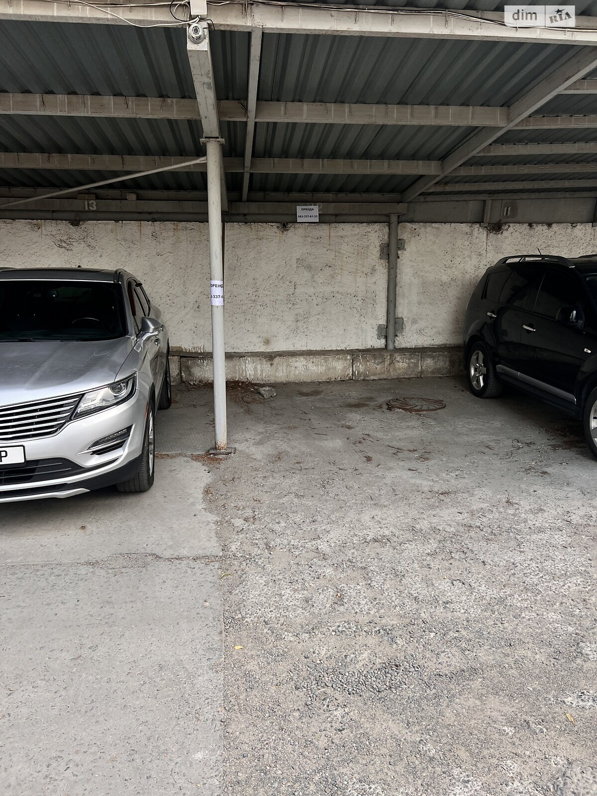 Место в гаражном кооперативе под легковое авто в Днепре, площадь 12 кв.м. фото 1 Место в гаражном кооперативе под легковое авто в Днепре, площадь 12 кв.м. фото 1