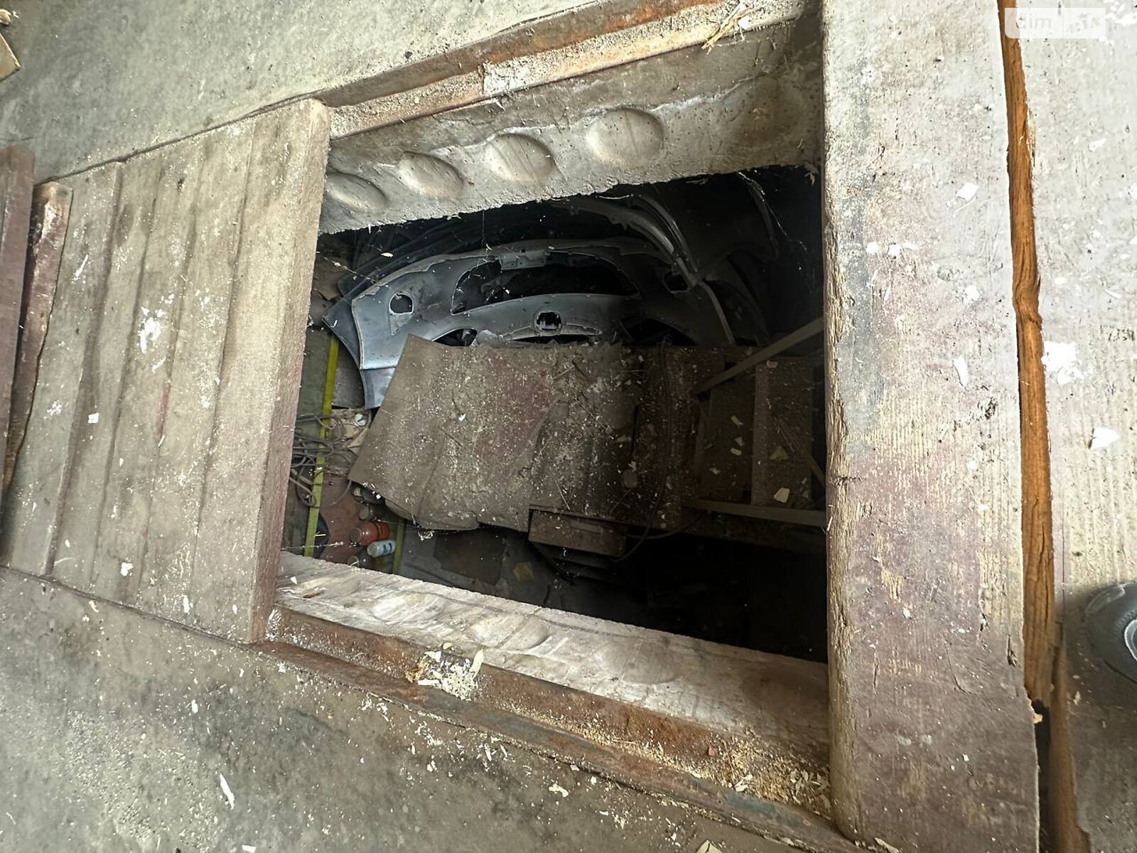 Місце в гаражному кооперативі під легкове авто в Дніпрі, площа 21 кв.м. фото 1 Місце в гаражному кооперативі під легкове авто в Дніпрі, площа 21 кв.м. фото 1