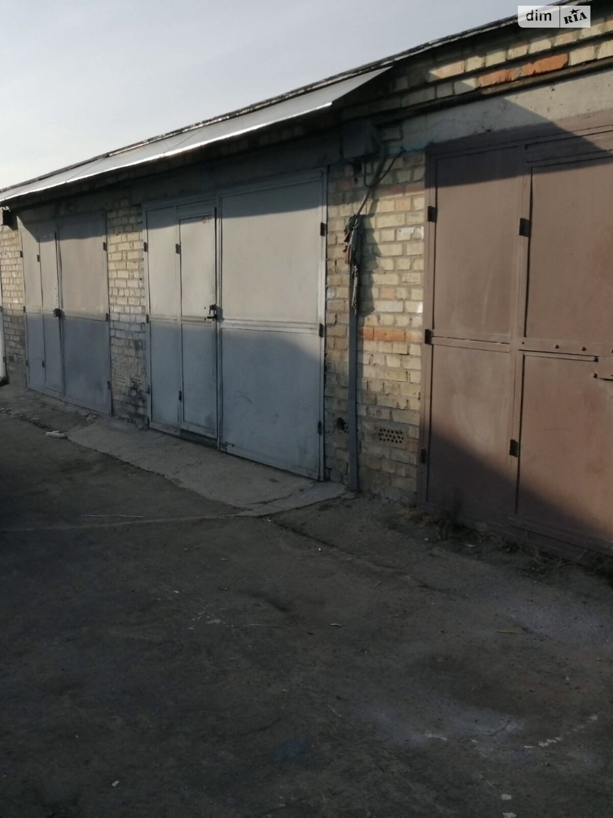 Місце в гаражному кооперативі під легкове авто в Києві, площа 38.4 кв.м. фото 1 Місце в гаражному кооперативі під легкове авто в Києві, площа 38.4 кв.м. фото 1