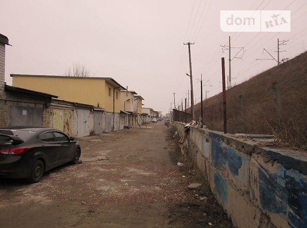Место в гаражном кооперативе под легковое авто в Киеве, площадь 88 кв.м. фото 1 Место в гаражном кооперативе под легковое авто в Киеве, площадь 88 кв.м. фото 1