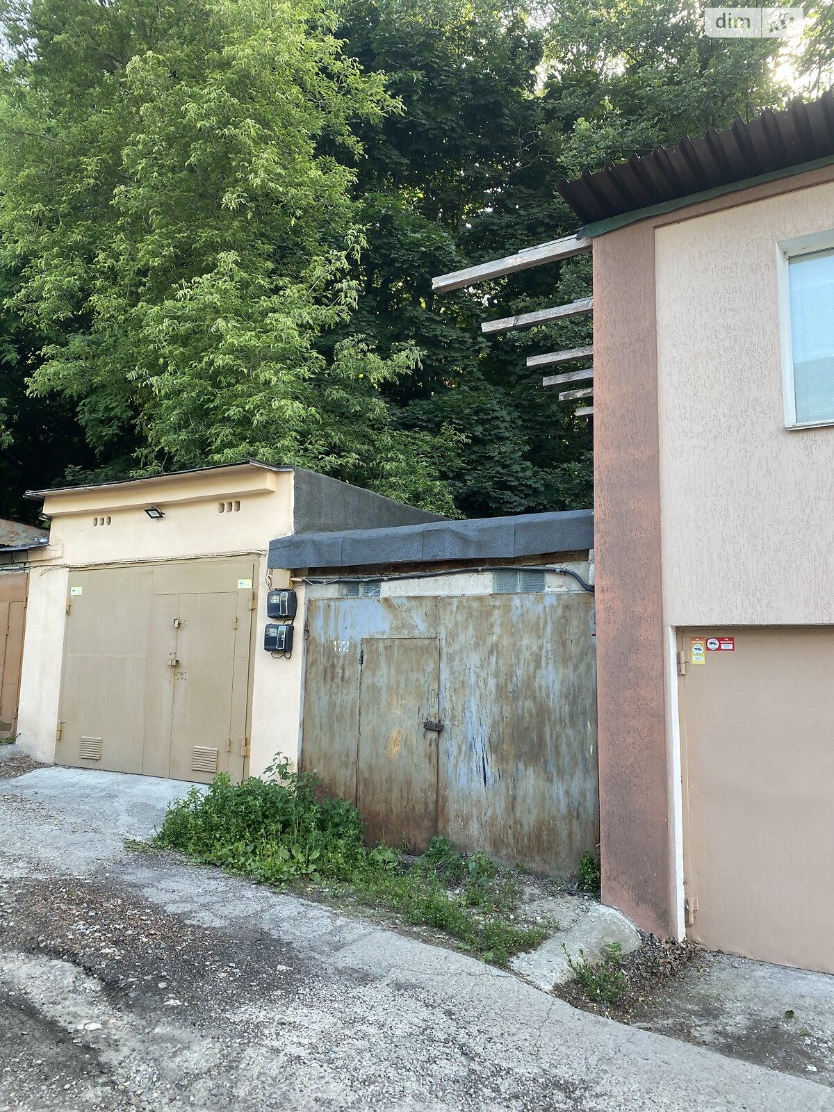 Место в гаражном кооперативе под легковое авто в Киеве, площадь 75 кв.м. фото 1 Место в гаражном кооперативе под легковое авто в Киеве, площадь 75 кв.м. фото 1