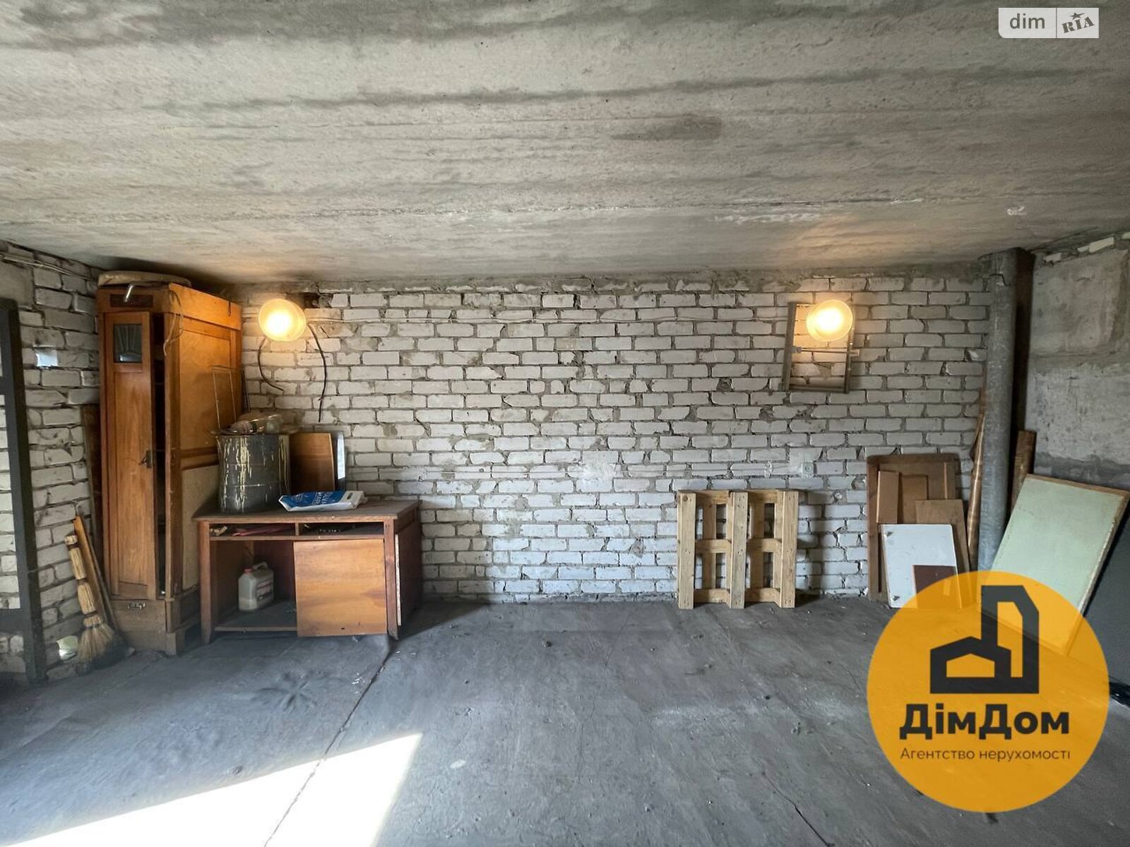 Место в гаражном кооперативе под легковое авто в Киеве, площадь 41.2 кв.м. фото 1 Место в гаражном кооперативе под легковое авто в Киеве, площадь 41.2 кв.м. фото 1