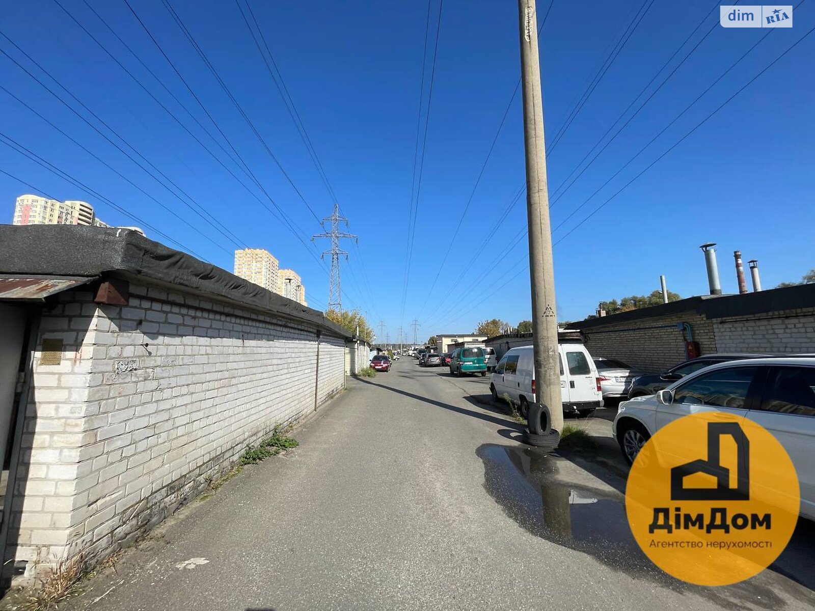 Место в гаражном кооперативе под легковое авто в Киеве, площадь 41.2 кв.м. фото 1 Место в гаражном кооперативе под легковое авто в Киеве, площадь 41.2 кв.м. фото 1